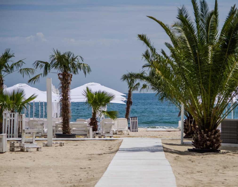 Emi Apartment Mamaia Năvodari Exterior foto